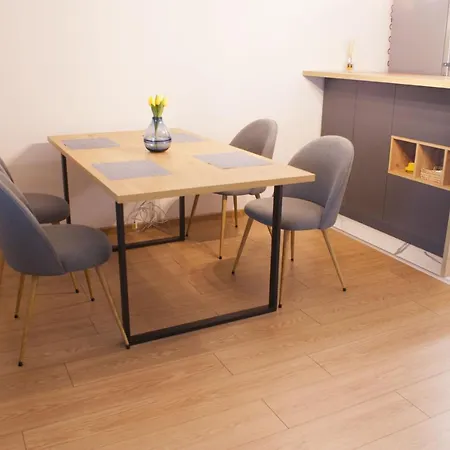 Lux 1 With Free Parking *