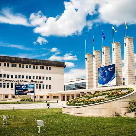 Lux 1 With Free Parking * Пловдив