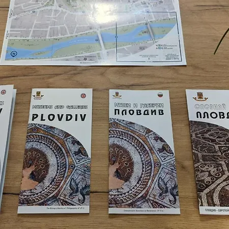 Апартамент Lux 1 With Free Parking Пловдив