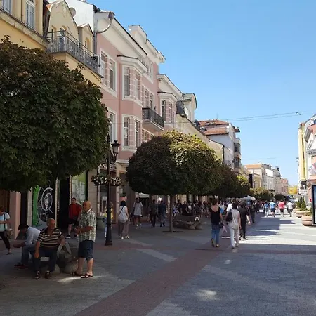 Lux 1 With Free Parking Апартамент *