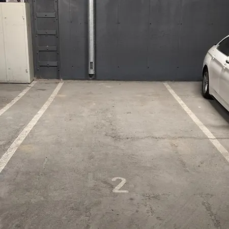 Апартамент Lux 1 With Free Parking Пловдив