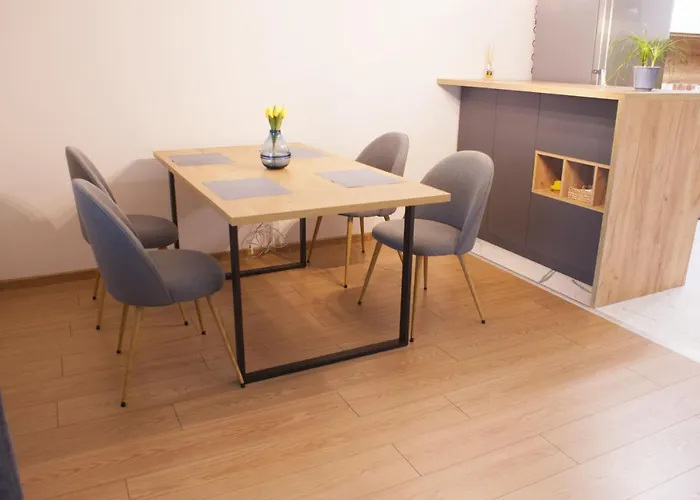 Lux 1 With Free Parking *