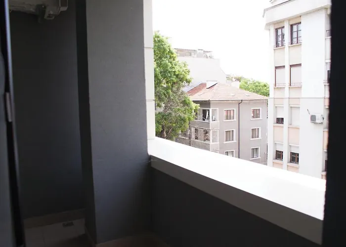 Lux 1 With Free Parking Filibe