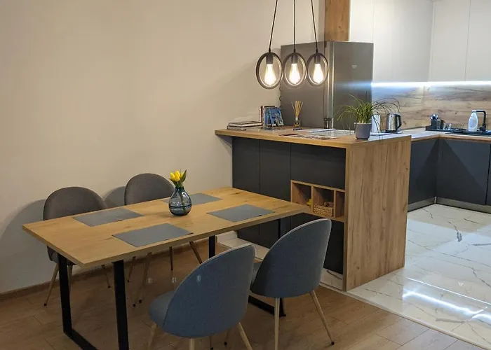 Lux 1 With Free Parking * Filibe