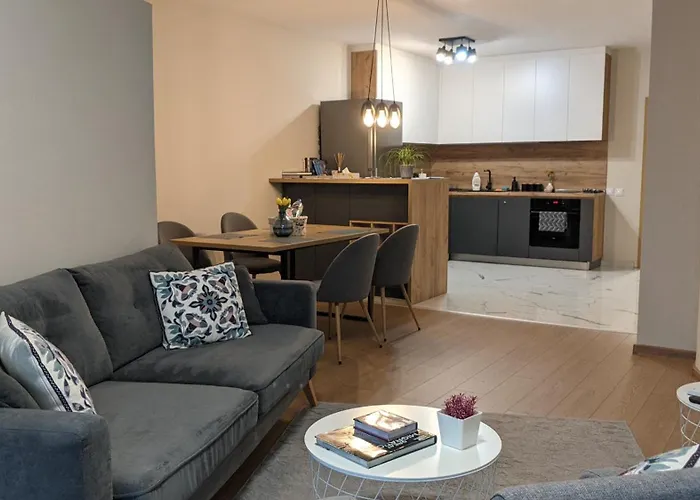 Lux 1 With Free Parking *