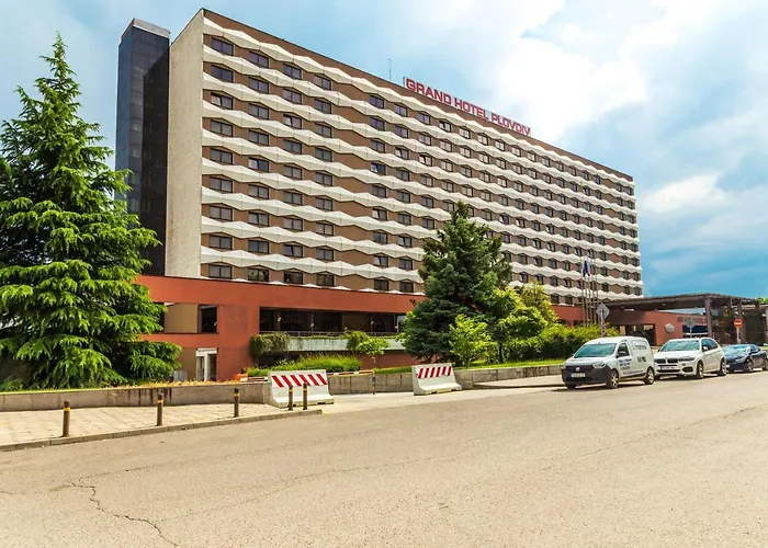 Lux 1 With Free Parking